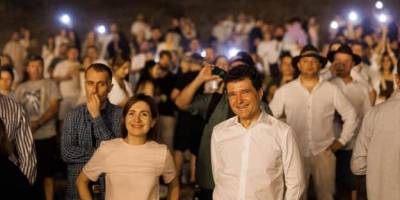 Президенти Румунії і Молдови відвідали рок-концерт на фестивалі