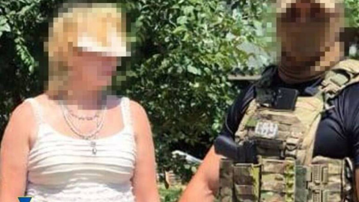 Експрацівницю Пенсійного фонду підозрюють у підготовці удару рф по Запоріжжю – СБУ