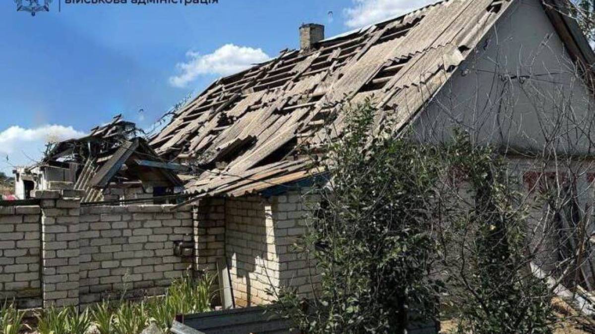 Загалом упродовж доби окупанти завдали 468 ударів по населених пунктах нашої області