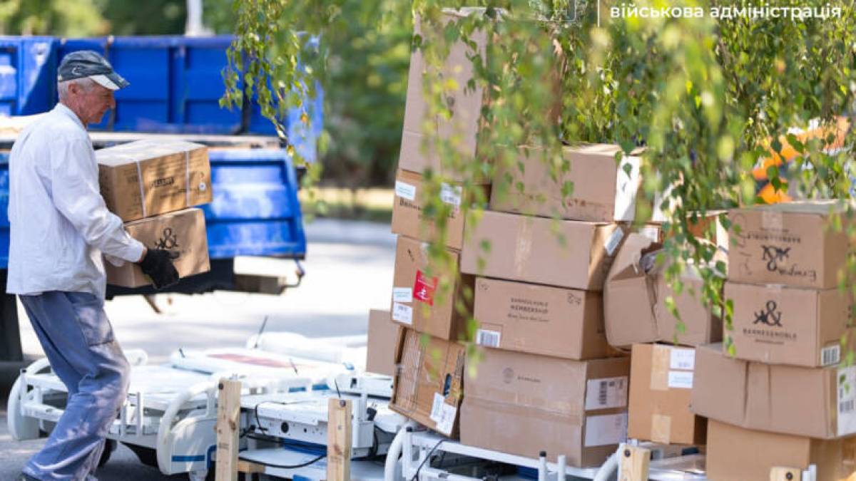 Три лікарні Запоріжжя отримали гуманітарну допомогу із США