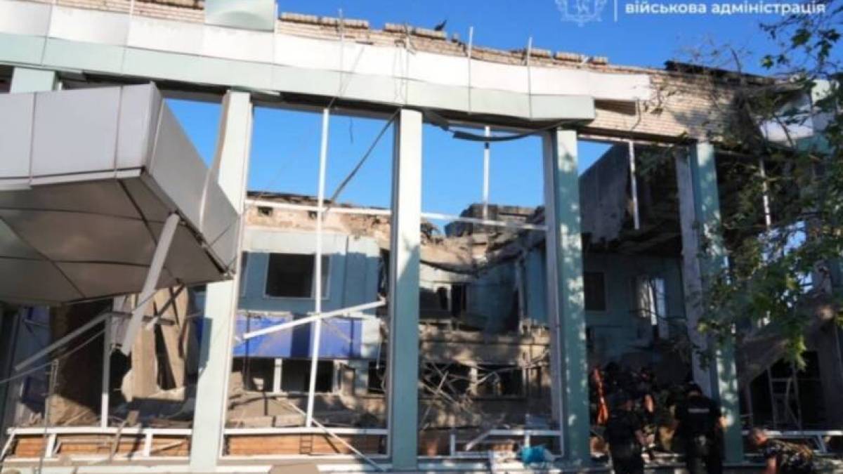 Молодих художників запрошують до мистецького відновлення автовокзалу
