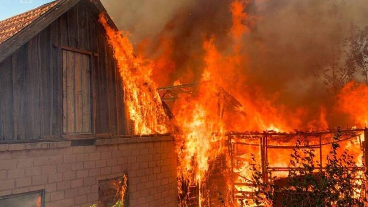 Три пожежі виникли вчора на Запоріжжі від ворожих обстрілів 