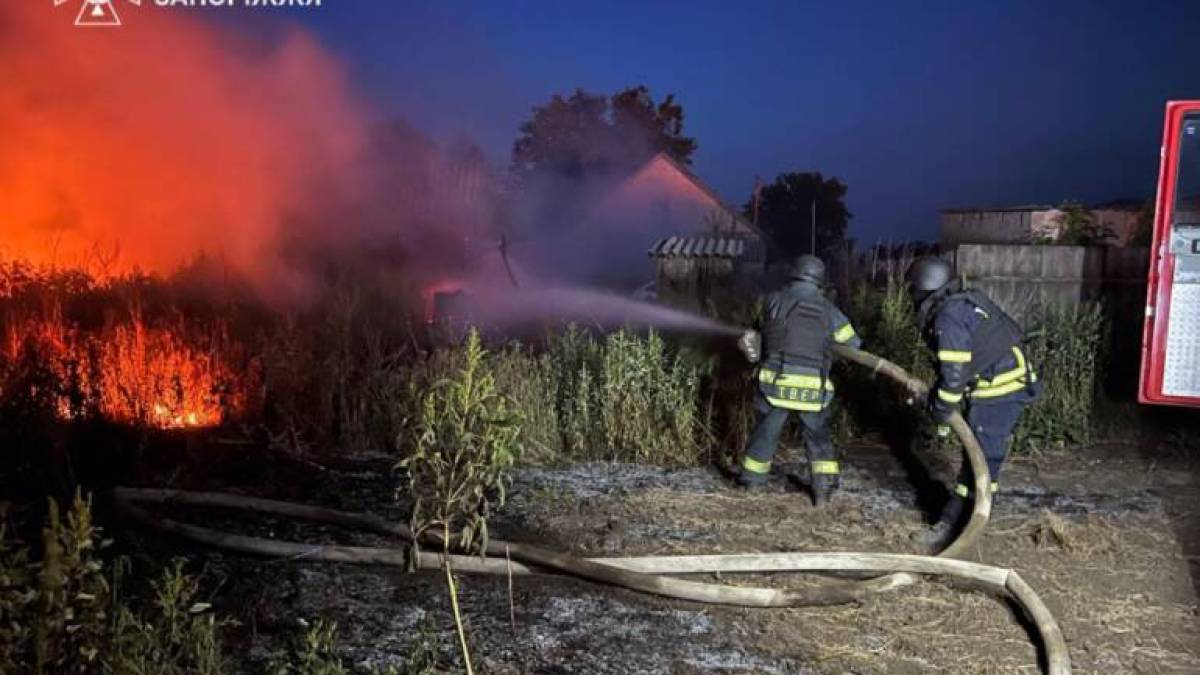 Фото з Запорізького району, де через ворожий обстріл загинув підліток, поранені шестеро людей