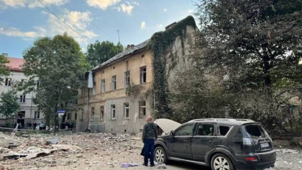 Комбінована атака на Львів: вже відомо про трьох постраждалих, одна людина загинула