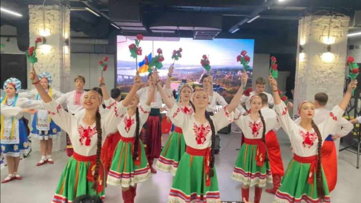 Многая літа, земле свята: бердянці відзначили наближення Дня Незалежності у Запоріжжі