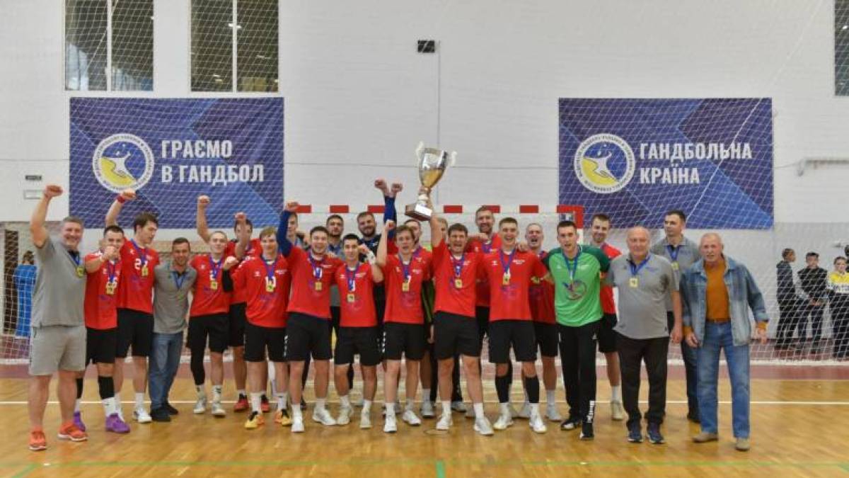 Гандбол. Суперкубок знову їде до Запоріжжя