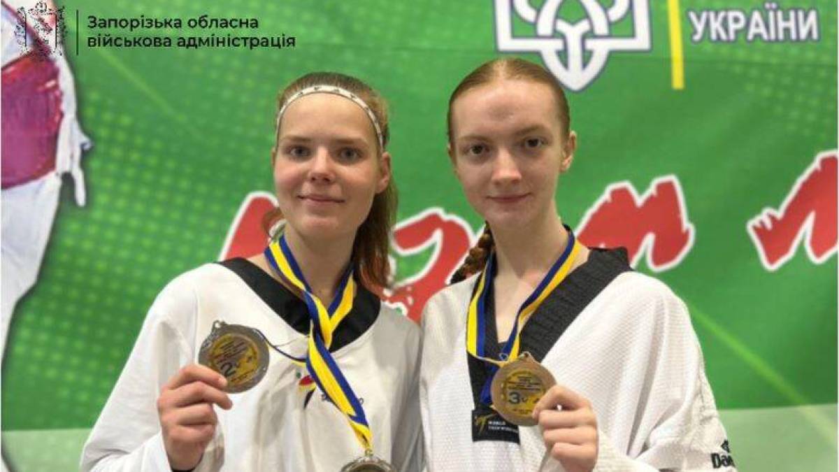 Запорізькі тхеквондистки вибороли медалі на престижних змаганнях