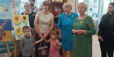 Єднання довкола пам’яті про захисників – з квітами надії