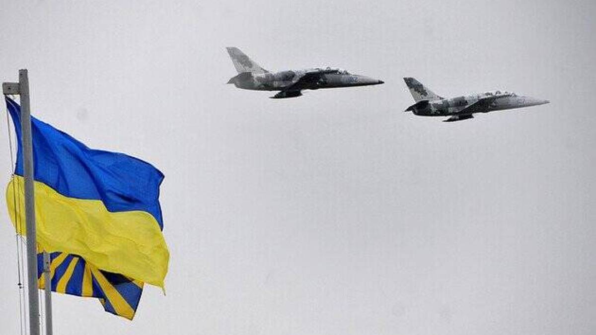 30 серпня — День авіації України