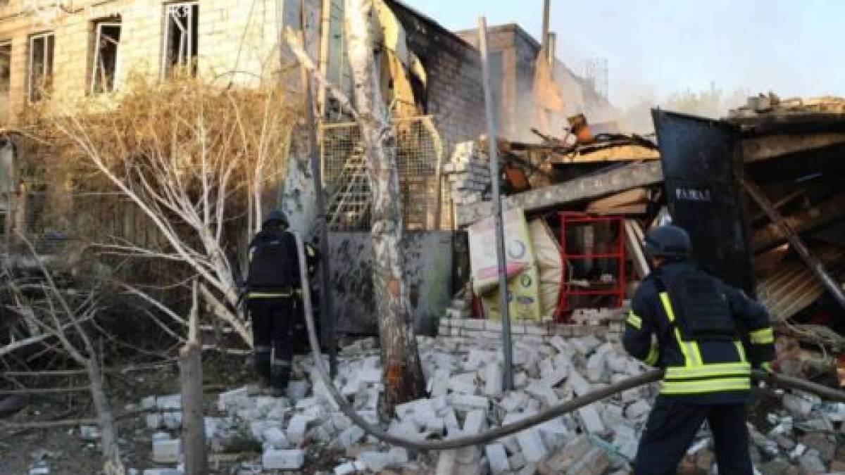 На місцях ударів у Запоріжжі завершили аварійно-рятувальні роботи