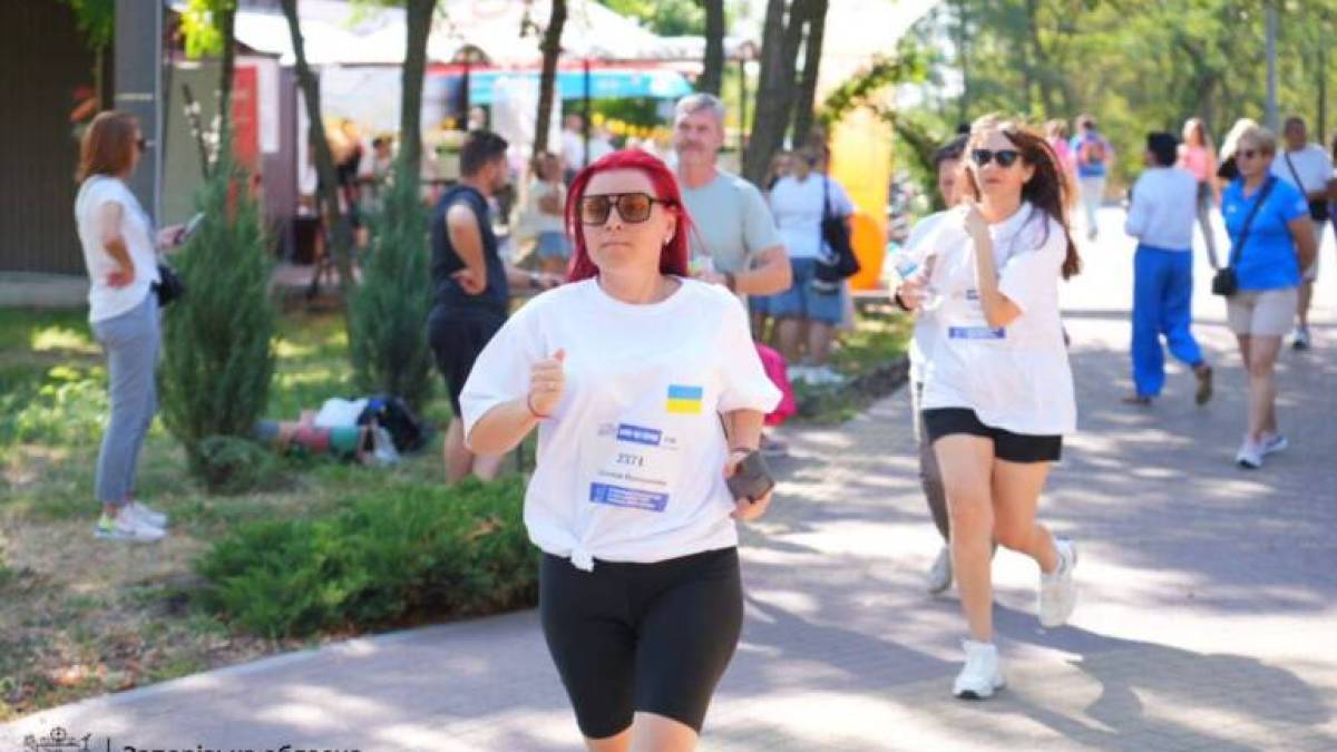 Понад 1000 жителів Запорізької області долучилися до щорічного патріотичного забігу