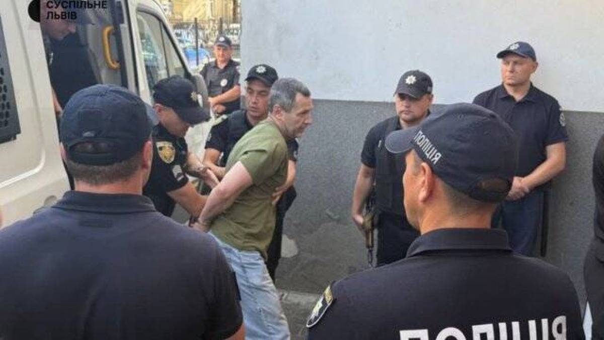Підозрюваний у вбивстві Андрія Парубія публічно визнав свою провину