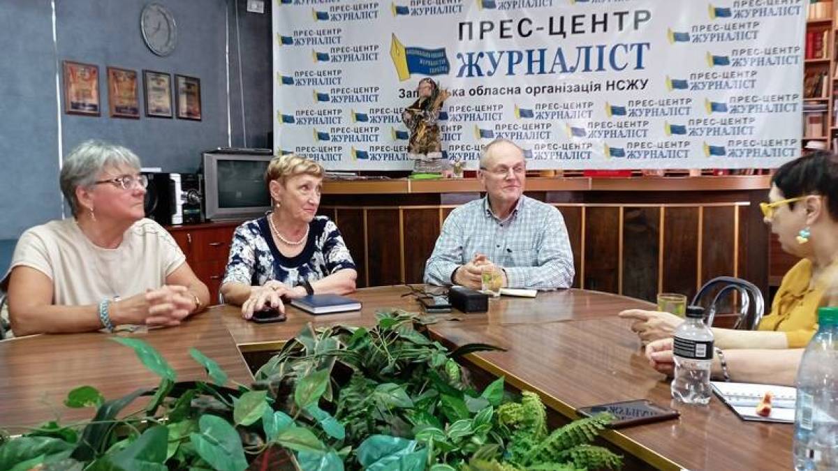 Бернхард Класен: “Мені важливо знати, що хвилює людей близько до фронту”