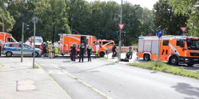 У Берліні авто в’їхало в натовп: є поранені, серед них – діти