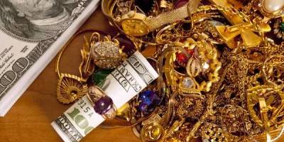 Мінфін рф різко збільшує продаж валюти та золота, грошей вже не вистачає?