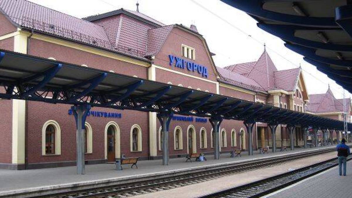 В Ужгороді відкрили ділянку євроколії, якою потяги їхатимуть до Європи