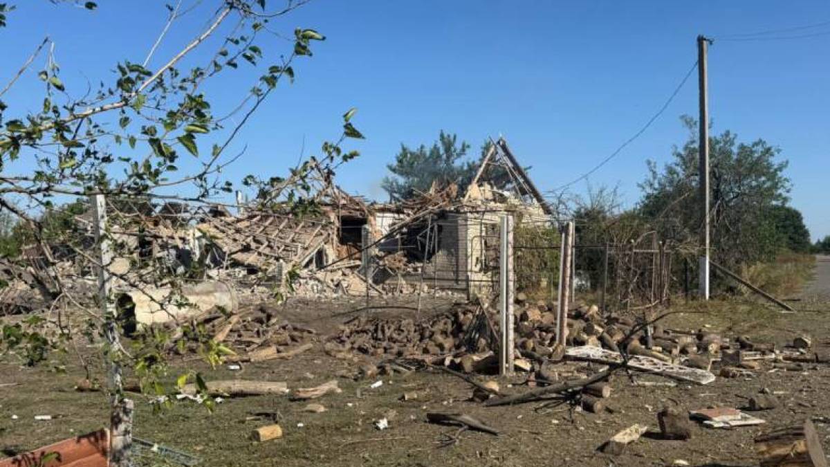 Учора поліцейські вивезли з Успенівки 59-річну жінку