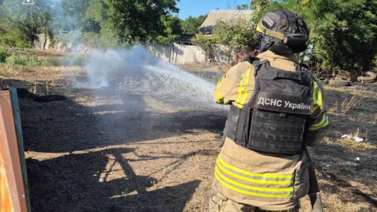 Шість пожеж сталися у Пологівському та Запорізькому районах внаслідок ворожих обстрілів