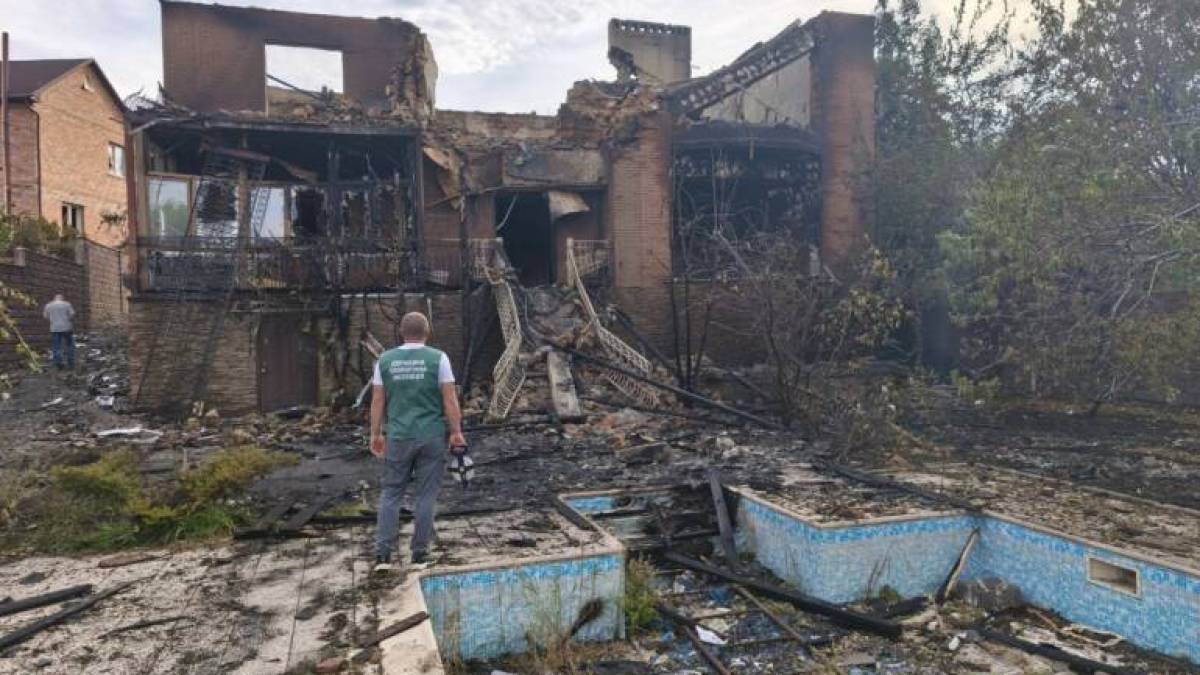 Внаслідок ворожої атаки постраждав Заводській район
