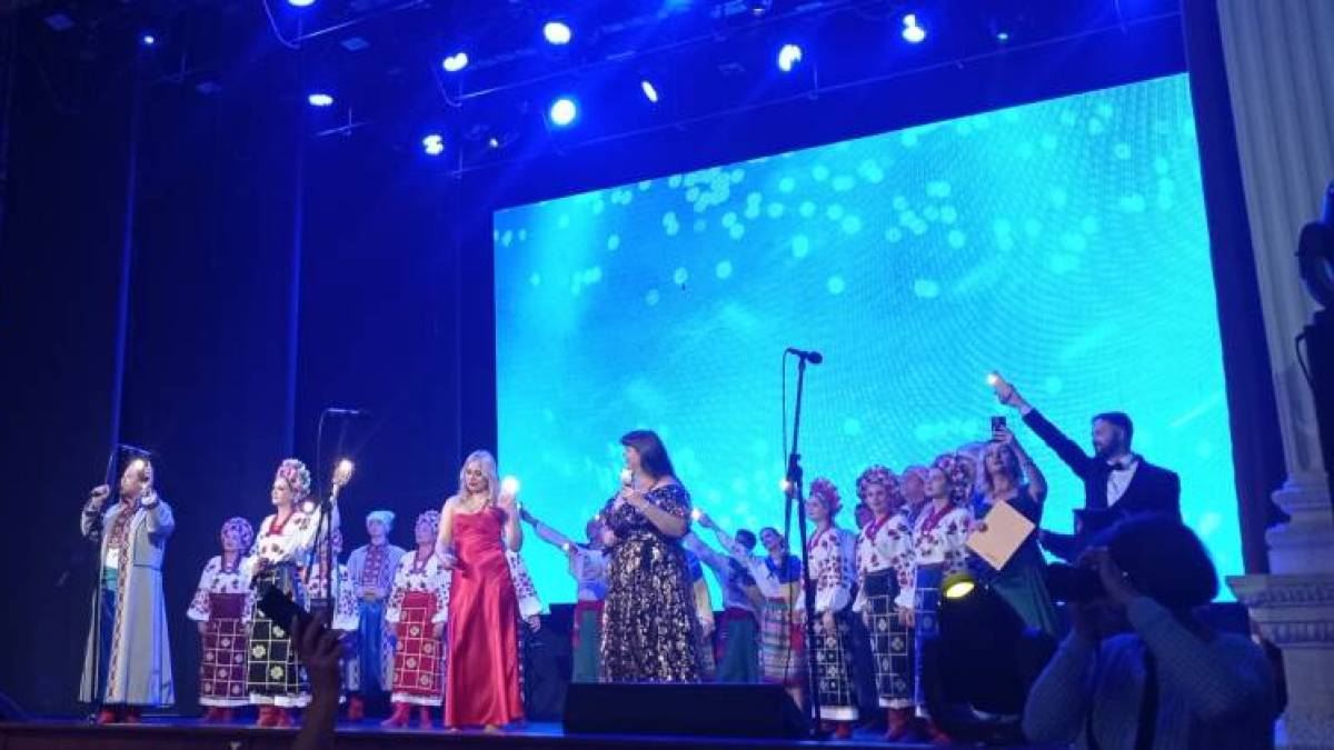 Запорізька філармонія поєднала в Grand Concert’і зал і сцену