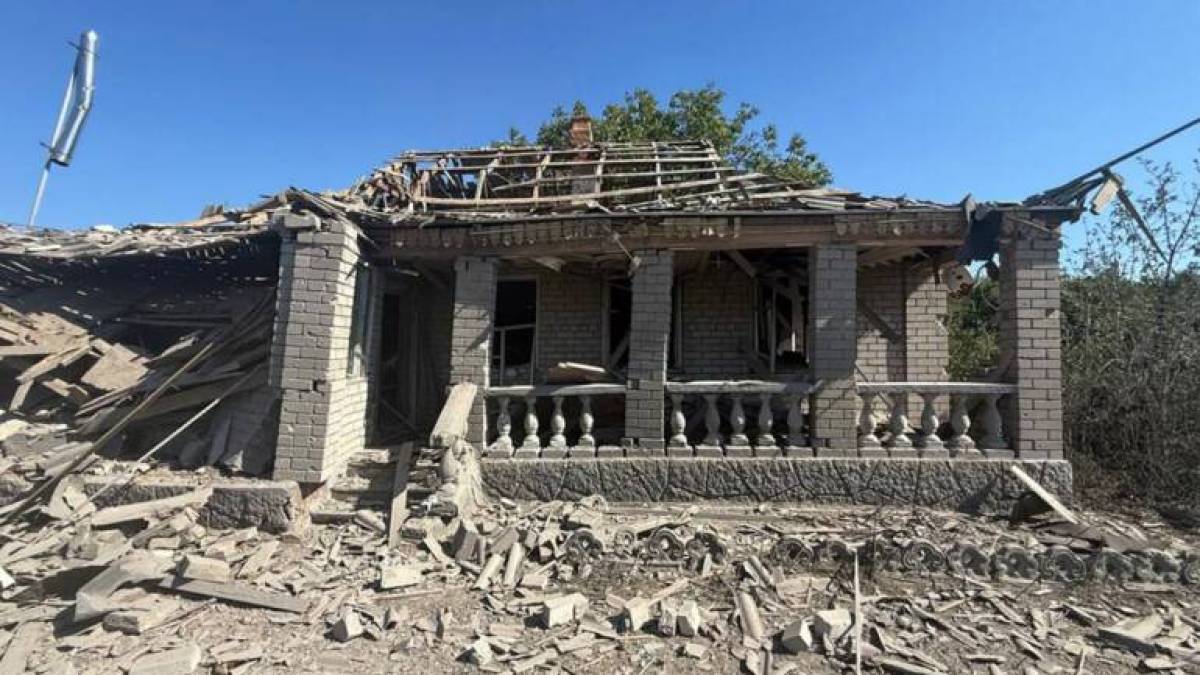 Минулої доби окупанти 9 разів вгатили з авіації по населених пунктах на Запоріжжі