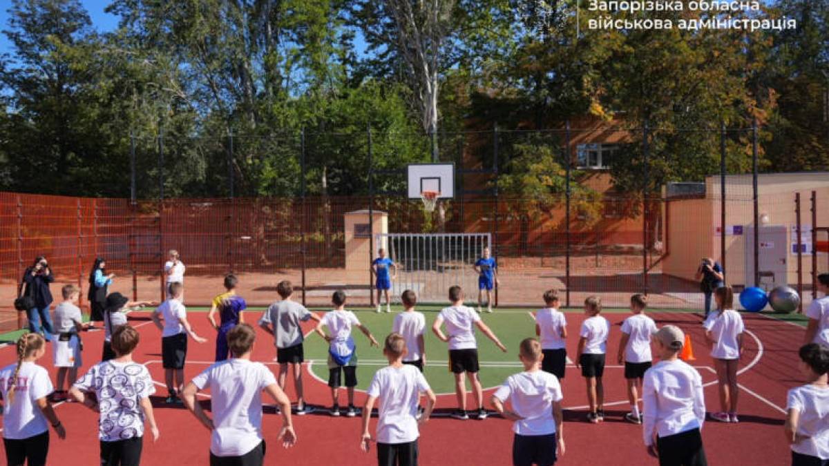 У Запоріжжі відкрили одразу чотири мультиспортивні майданчики