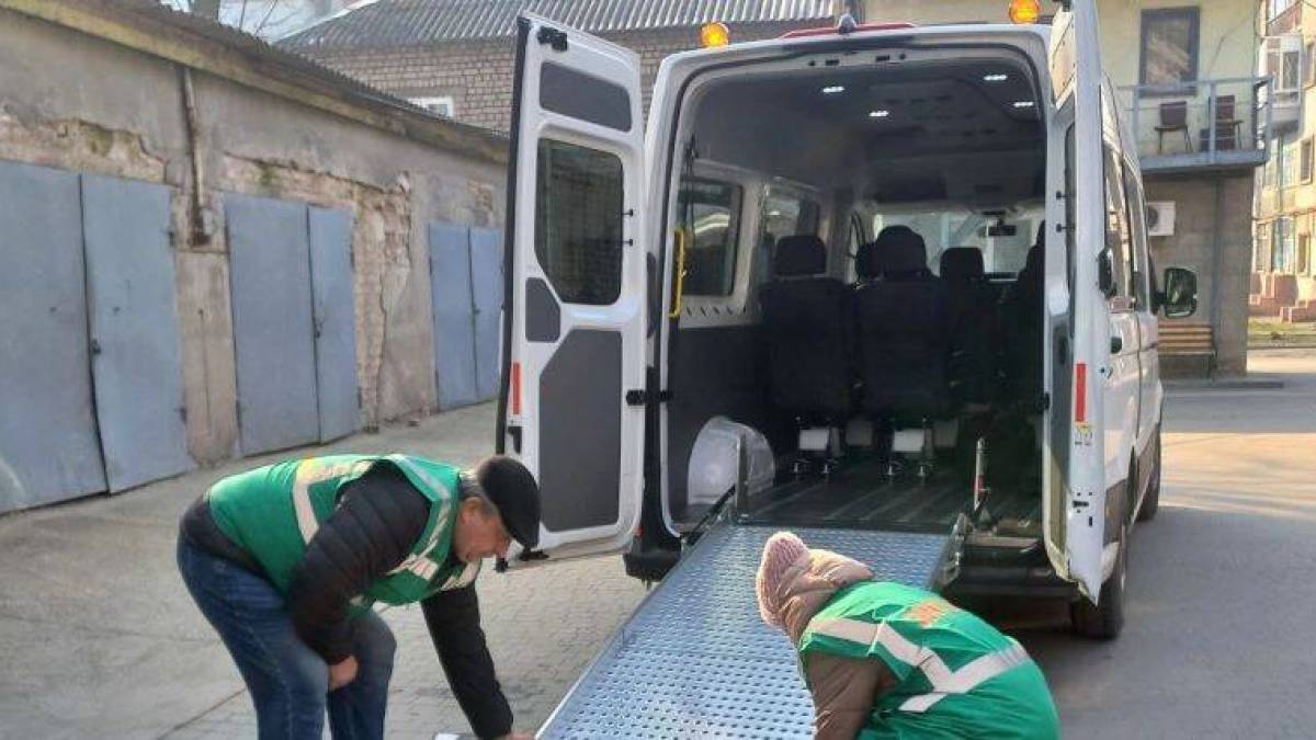 У Запоріжжі послугами соціального таксі скористалися вже 228 людей