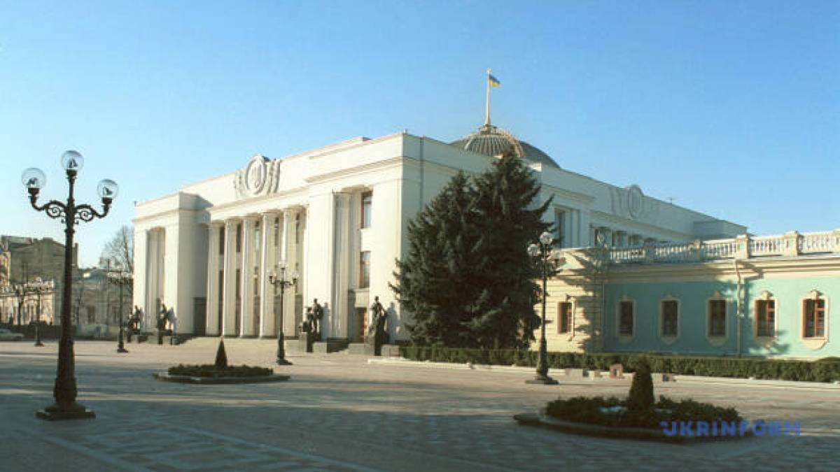 Рада офіційно відновила трансляції засідань