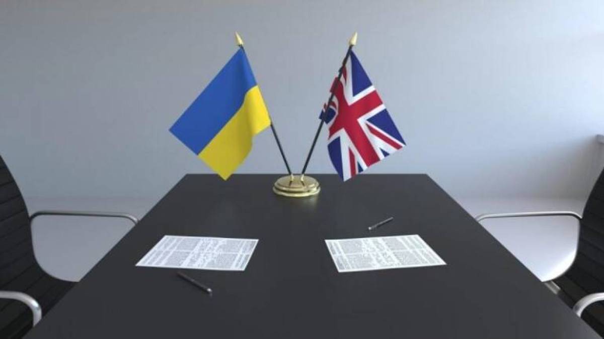 Зеленський затвердив ратифікацію Угоди про сторічне партнерство з Британією