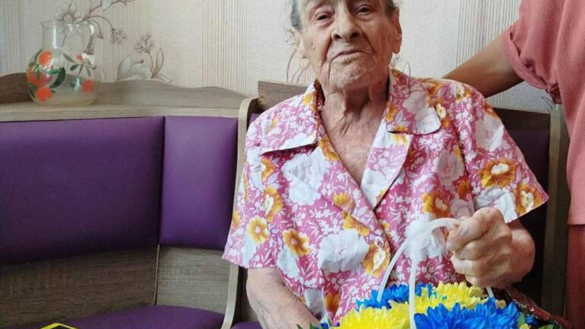 Як пройти дорогою життя довжиною у століття та зберегти доброту та мудрість