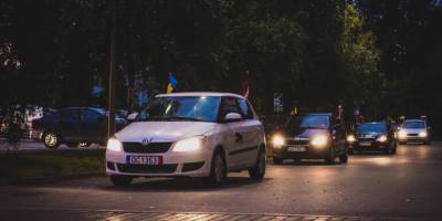 Держполіція Латвії відправила Україні автомобілі та мікроавтобуси