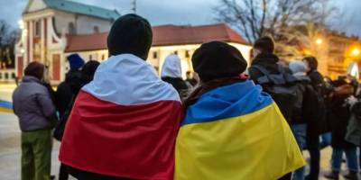 Навроцький підписав закон про допомогу українцям у Польщі