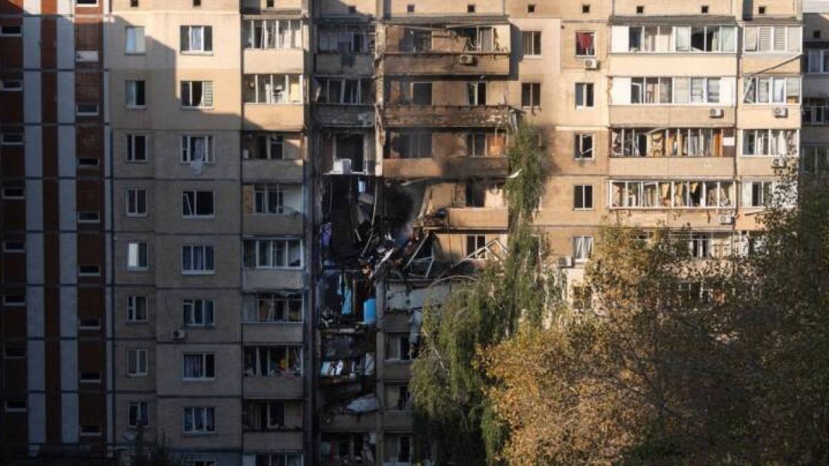 Комбінований удар по Києву: є жертви, серед загиблих — дитина