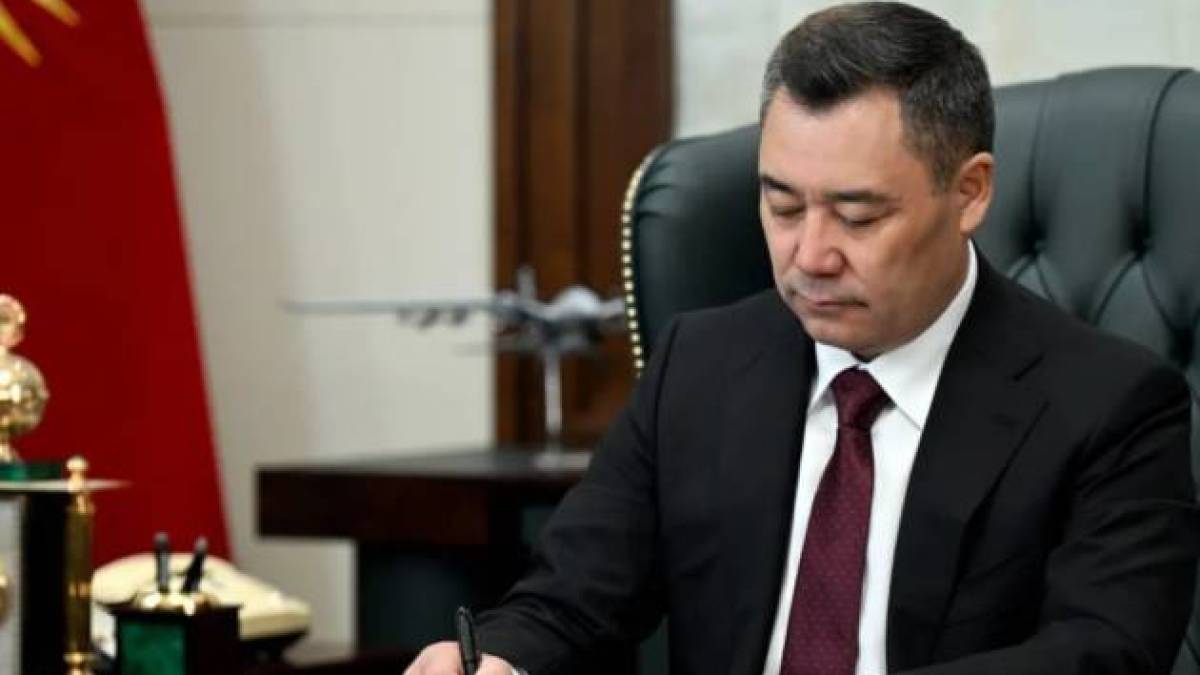 Президент Киргизстану призначив дострокові парламентські вибори