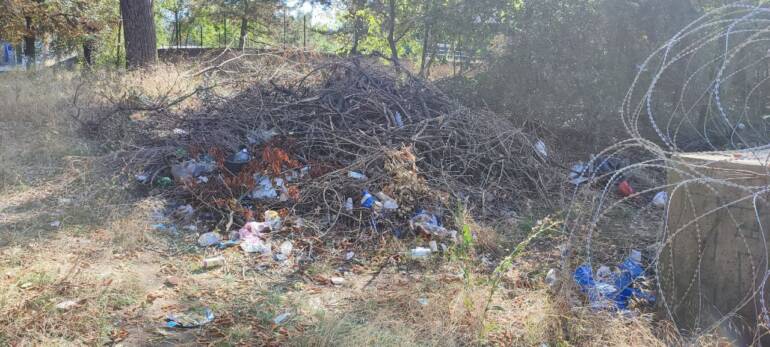 У Запоріжжі чергове сміттєзвалище влаштували у Дніпровському районі
