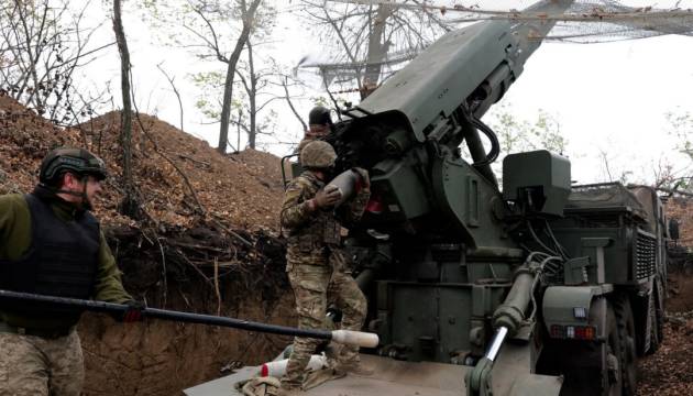Орієнтовні втрати ворога на 24 жовтня — Генштаб ЗСУ: 1 135 080 (+910) осіб, 33 972 (+34) артсистеми, 23 458 (+5) ББМ