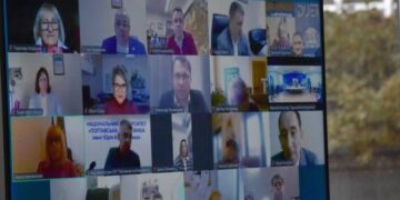 У Запоріжжі обговорили кадрову політику під час війни