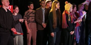 Юні режисери театру «СВіЯ» почали фестиваль виставою «Рогата зірка»