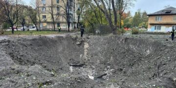 Двоє загиблих  і тринадцятеро потерпілих: поліція продовжує документувати наслідки ворожого обстрілу столиці