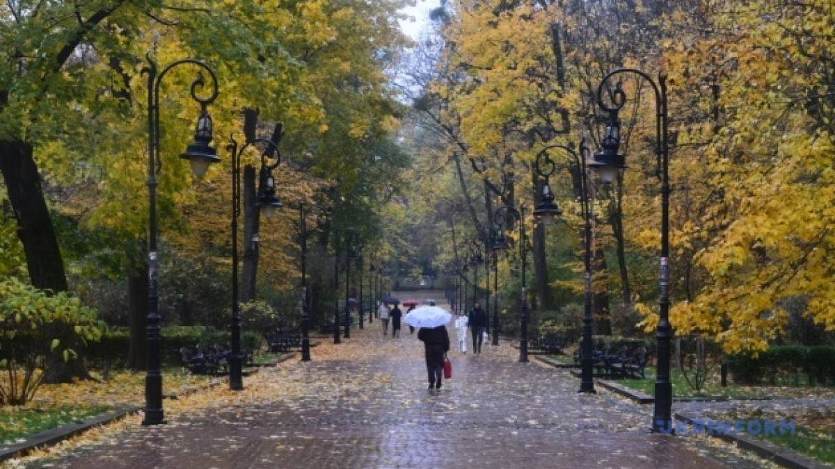 Сьогодні в Україні дощитиме, вдень до +16°