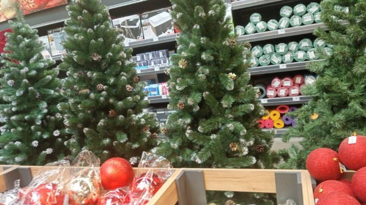 Новорічні свята: трендові прикраси, популярні сувеніри та новинки від виробників