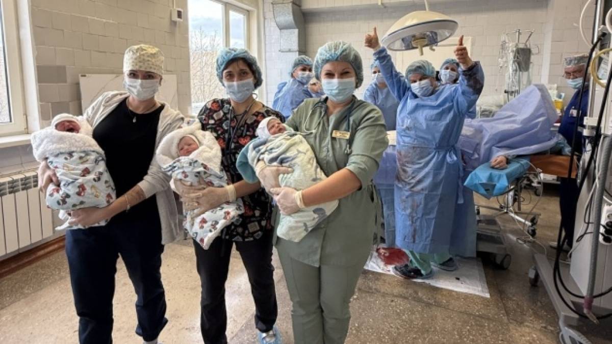 У Миколаєві переселенка з Херсона народила трійню