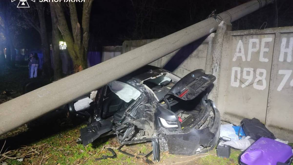 У Запоріжжі внаслідок ДТП загинуло двоє людей, ще двоє травмовані