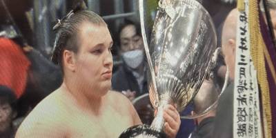 Український сумоїст Данило Явгусишин виграв Кубок імператора в Японії