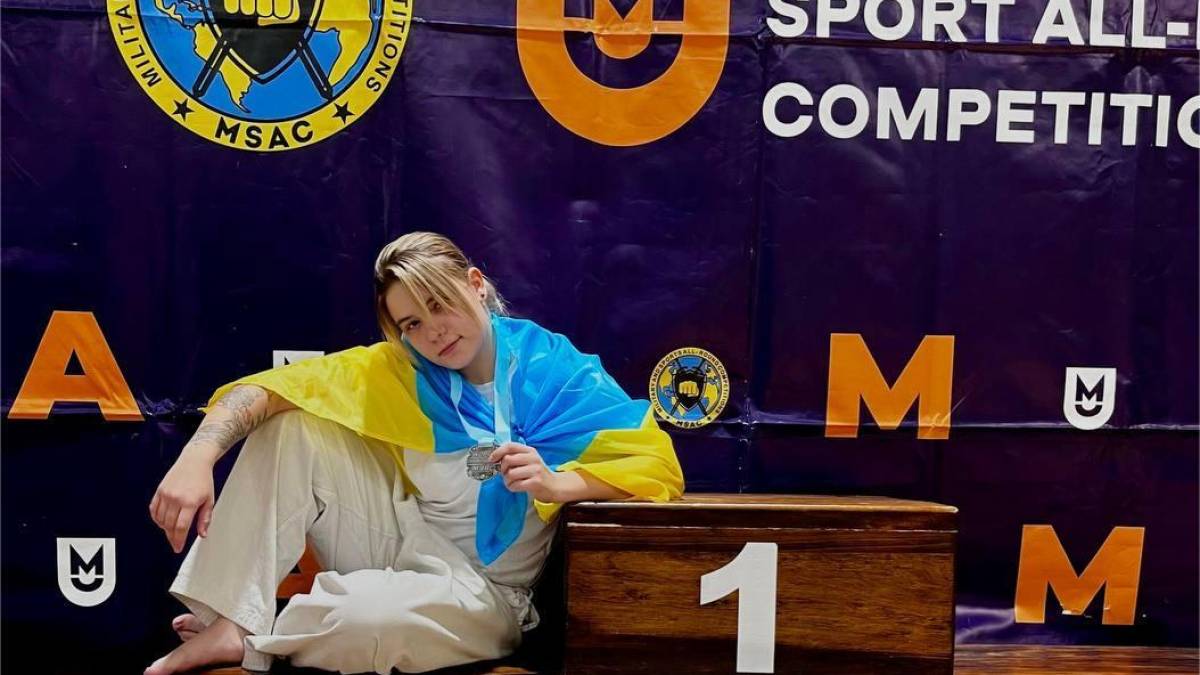 Патрульна з Запоріжжя здобула срібло на чемпіонаті світу з військово-спортивного багатоборства