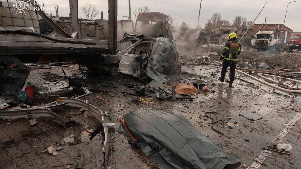 Удар росіян по Києву: 6 загиблих, 13 постраждалих, серед яких одна дитина – ДСНС