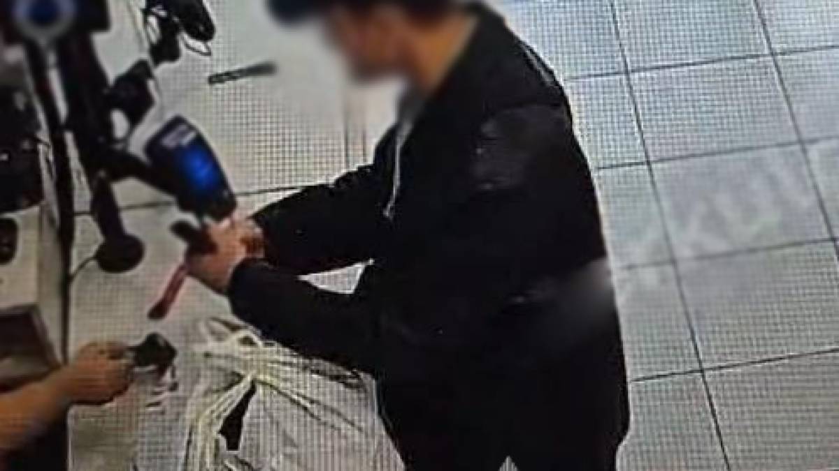 Житель Запоріжжя відправляв наркотики поштою по всій Україні