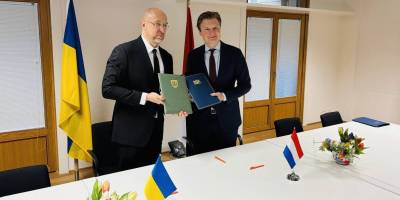 Україна та Нідерланди підписали угоду про спільне виробництво дронів