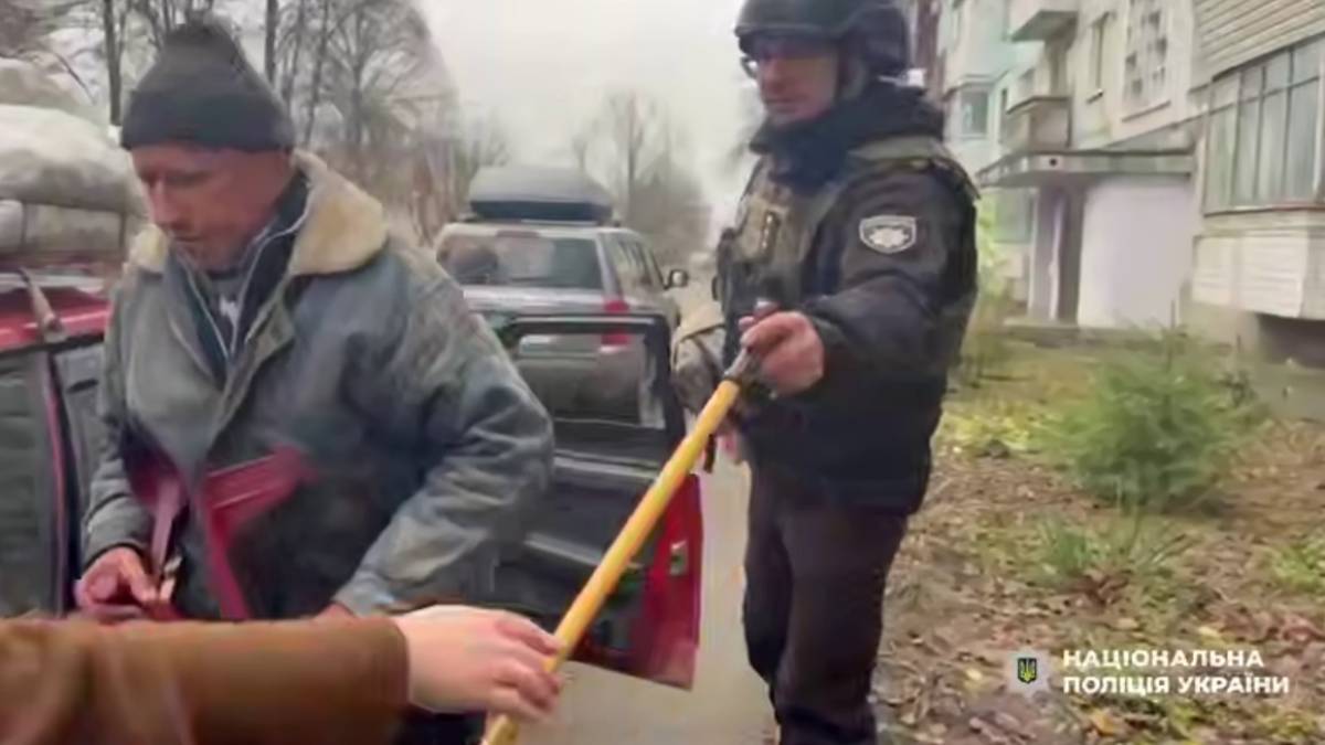 Поліцейські евакуювали чотирьох жителів Приморського