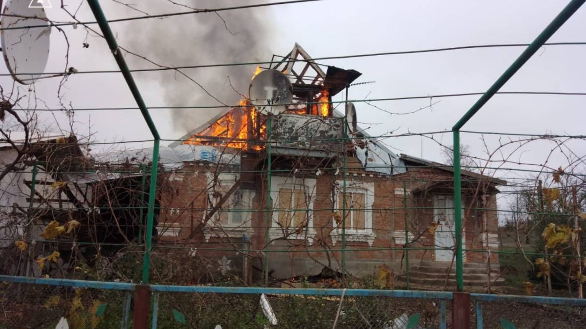 ДСНС Запорізької області: ліквідація наслідків ворожих обстрілів 2 грудня